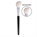 St London - Angled Blush Brush - St14